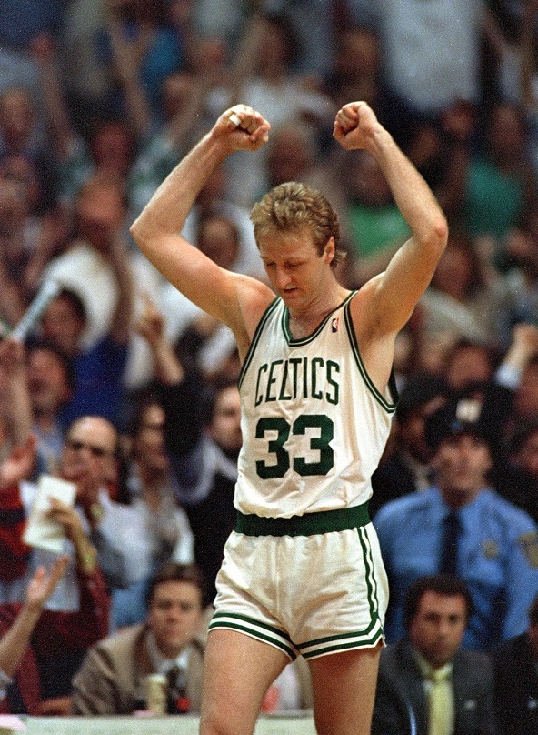 hth-1985年的今天:伯德狂砍60分7板3助 得分创个人生涯&绿军队史纪录