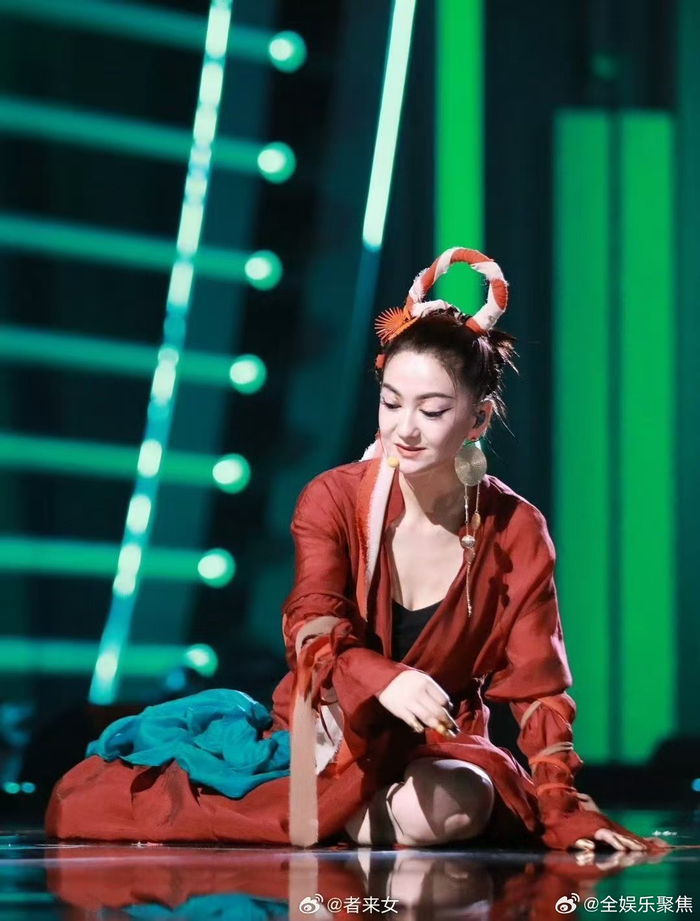 华体会入口-乘风2026选手者来女暂别舞台|光芒_新浪体育_新浪新闻